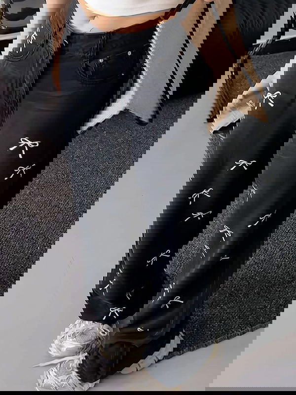 Jeans pants with finocates Image 2 Preview