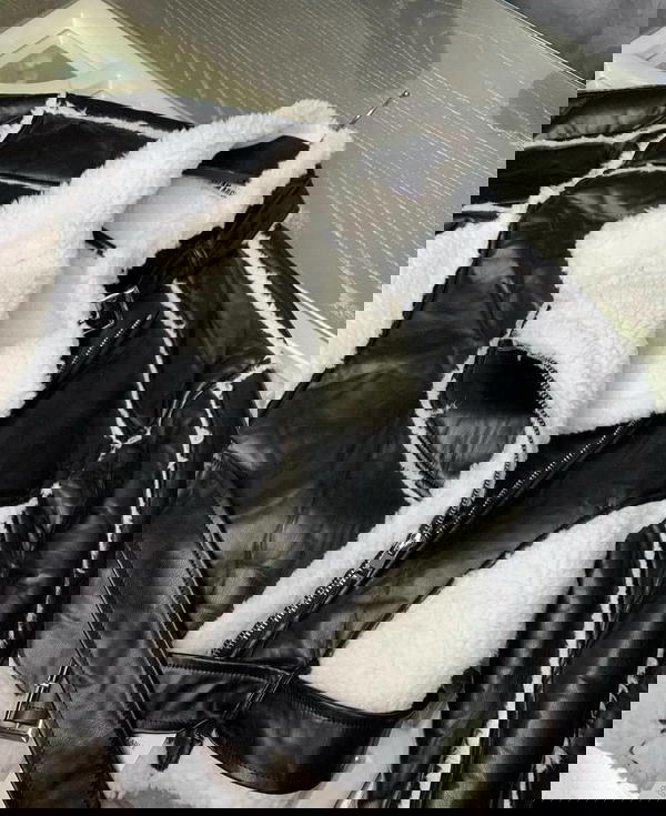 Leather jacket with fur Image 3 Preview