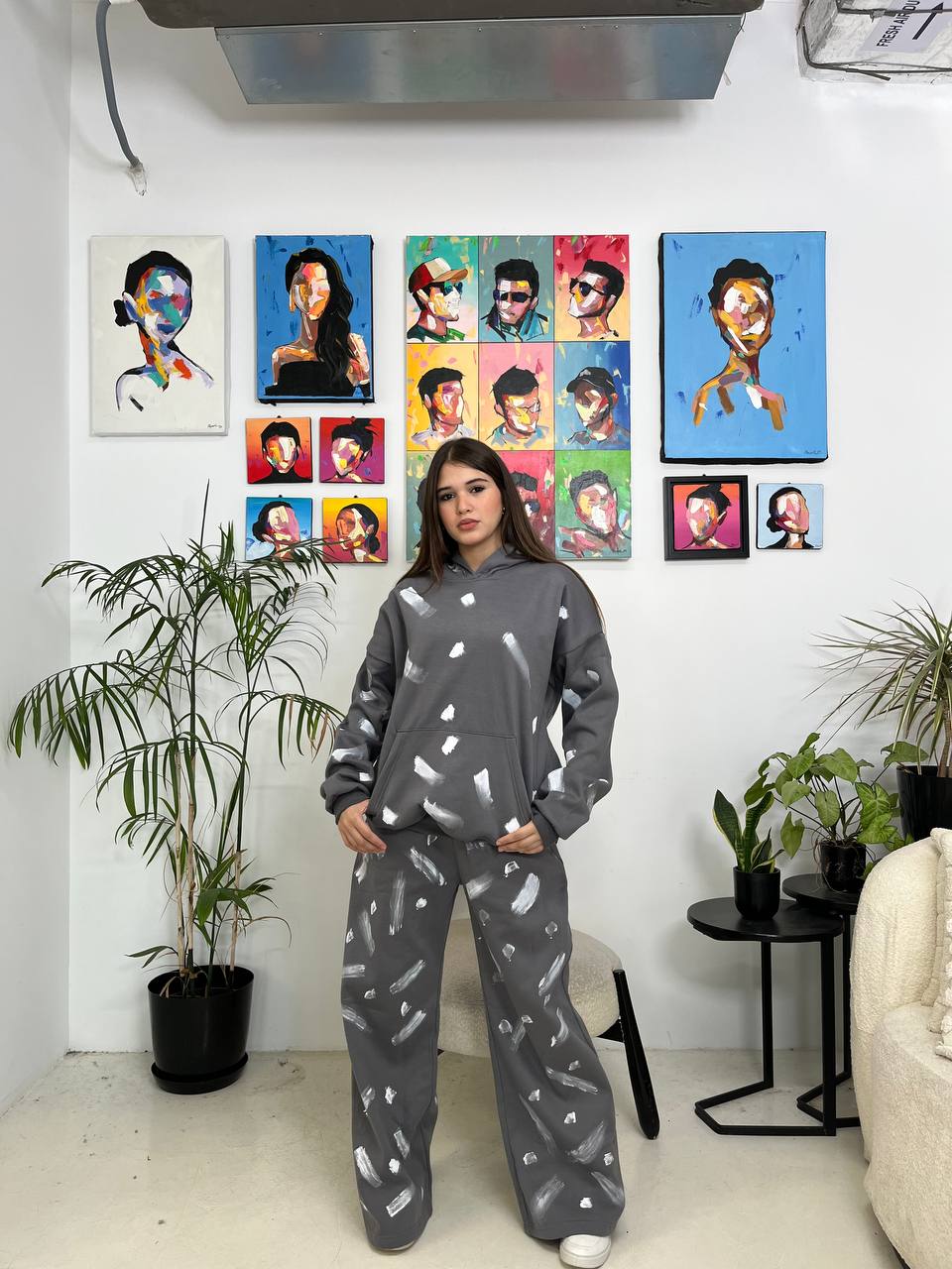 Suit 2 pieces Preview Image