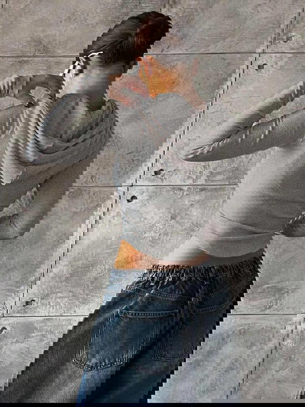 Top with zipper Image 3 Preview