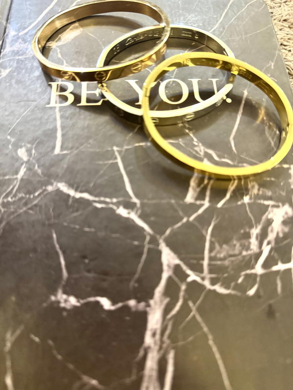 3 Cartier bracelets Image 2 Preview