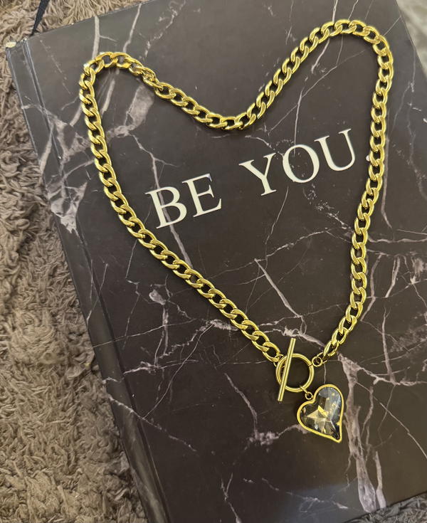 heart stone necklace Image 1 Preview