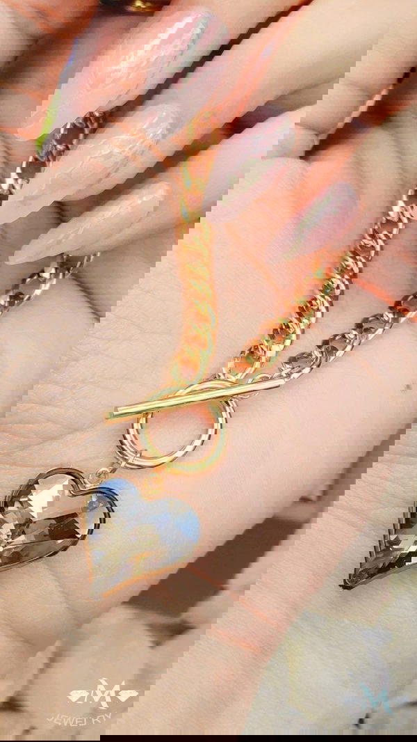 heart stone necklace Image 3 Preview