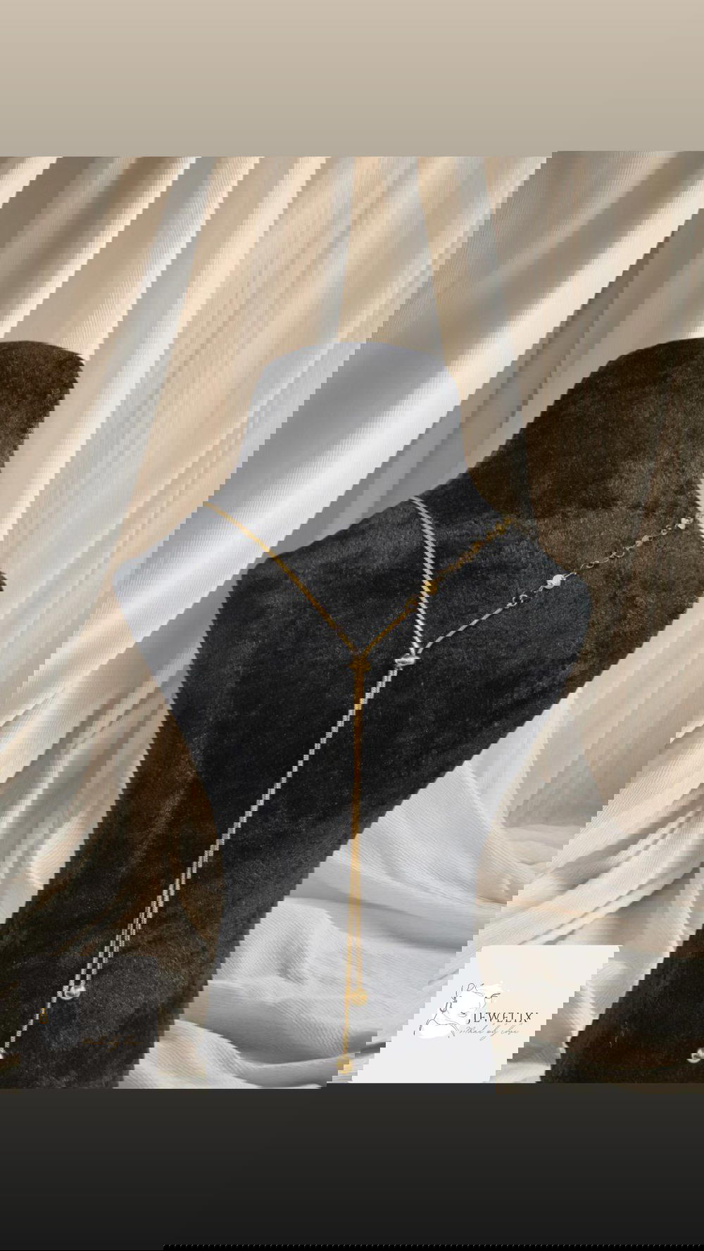 tie necklace Preview Image