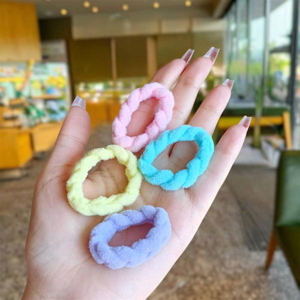 Hair Tie / Basic مجموته توك استك ×٤  Image 2 Preview