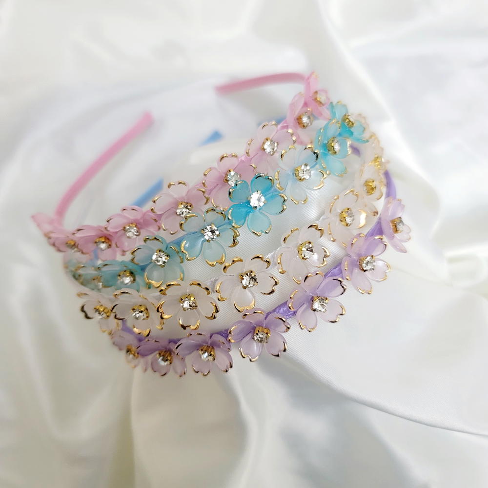 HeadBand / Crystals Flower Band طوق ورورد كريستاليه شيك Preview Image
