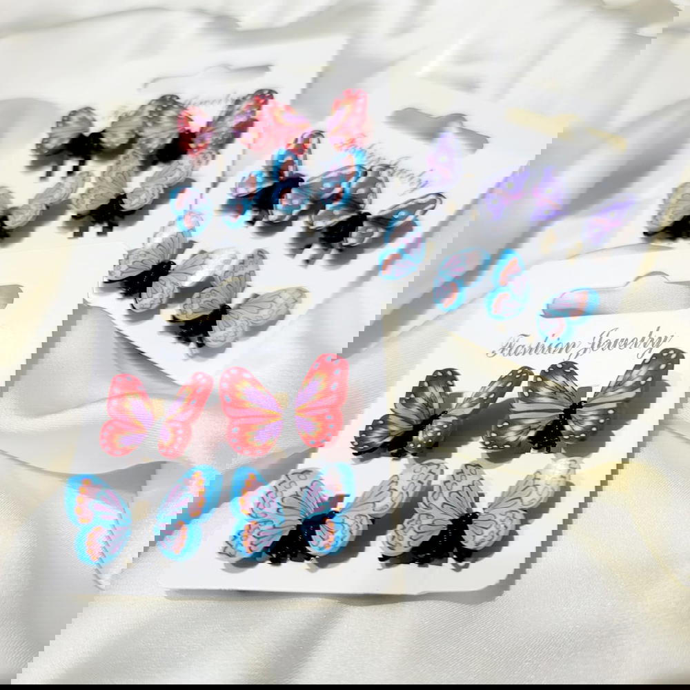 Hair claws/ Butterfly hair claws 4 on card- فراشة كلبسات ٤ في الكارت  Preview Image