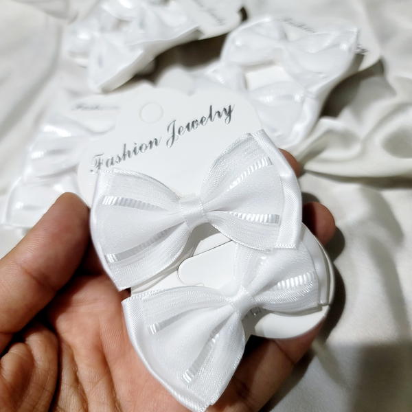 Hair Tie / Small Bow White Tie_A اساتك فيونكة صغيرة كيوت Image 2 Preview