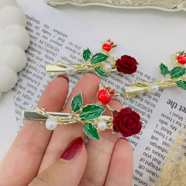 Hair Pin / Chic flower Pin  بنس ورد شيك جدا  Image 2 Preview