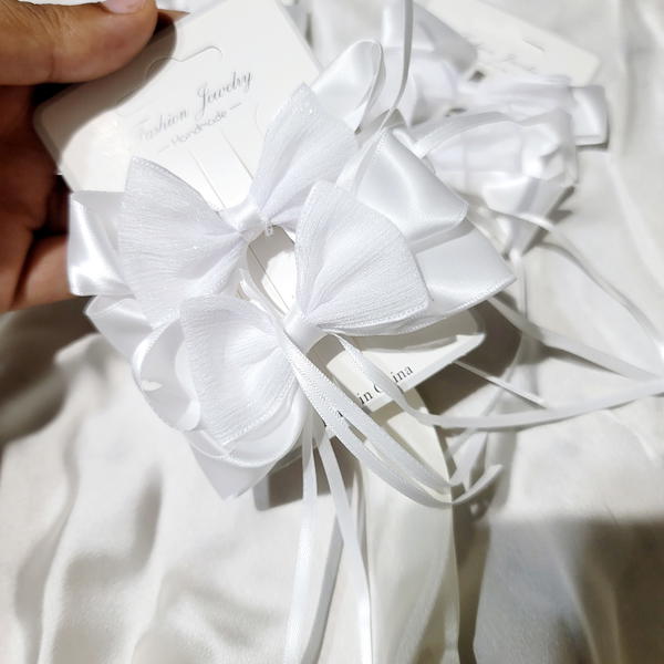 Hair Pin / Cute White Bow Pins كارت بنس ابيض بشريطة قطعتين Image 2 Preview