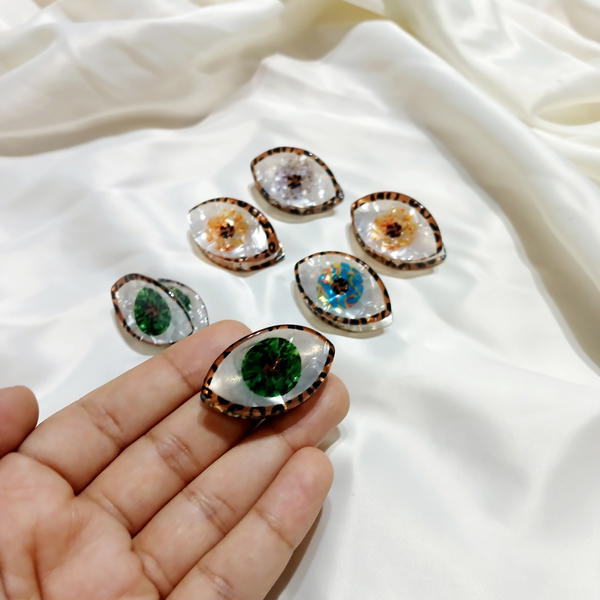 Hair Claw / Mini Eyes Clips كلبس صغنتوت  Image 2 Preview