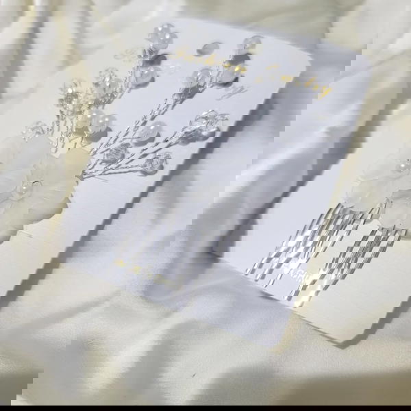 Hair Piece / Pearly Flowerهير بيس  / ورد لؤلؤي Image 2 Preview