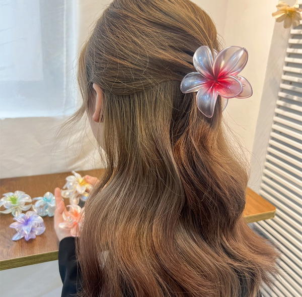 Hair Claw / Trendy Flower Clip كلبس شعر تريندي  Image 3 Preview