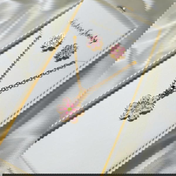 Pastel Blossom Set – طقم زهور باستيل ناعمة 🌼💕 Image 1 Preview