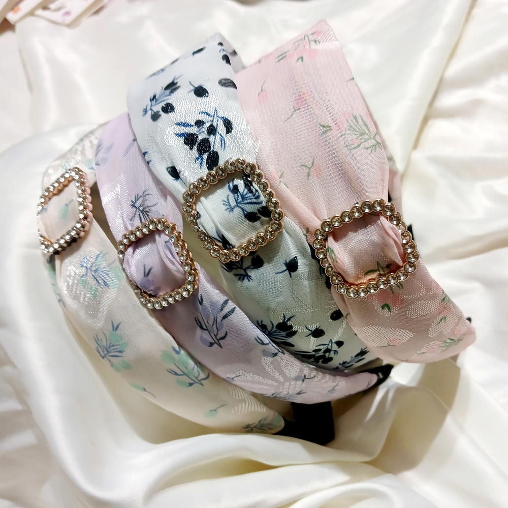 HeadBand / Flowery with strus band طوق فلوري مع سترس Preview Image