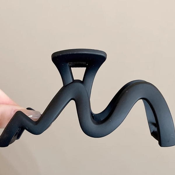 hair claws/ hair claw w shape كليب شعر شكل W Image 1 Preview