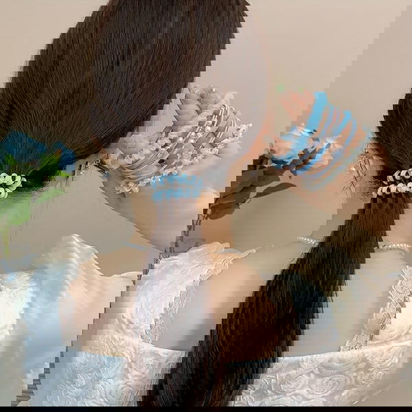 hair ties / coil hair tiesتوكة سلك حلزون 4 في الكارت  Image 2 Preview