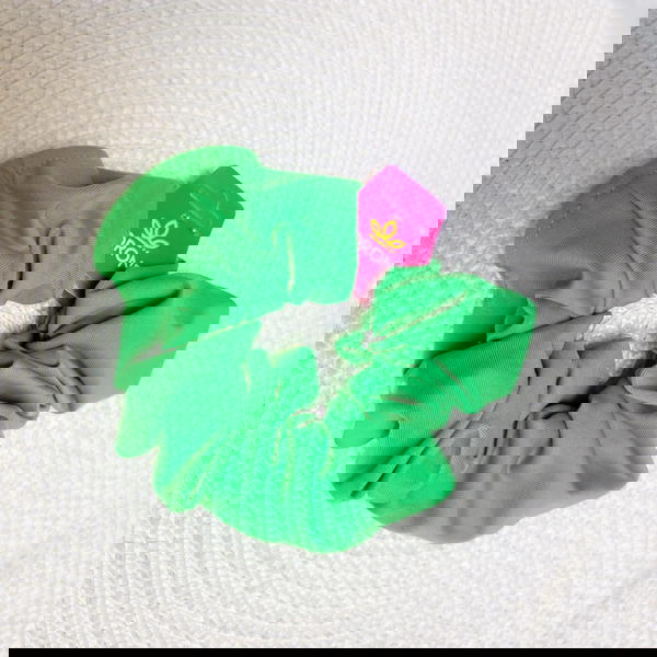 hair ties/ hair scrunchie توكة سكرانشي قماش Image 1 Preview