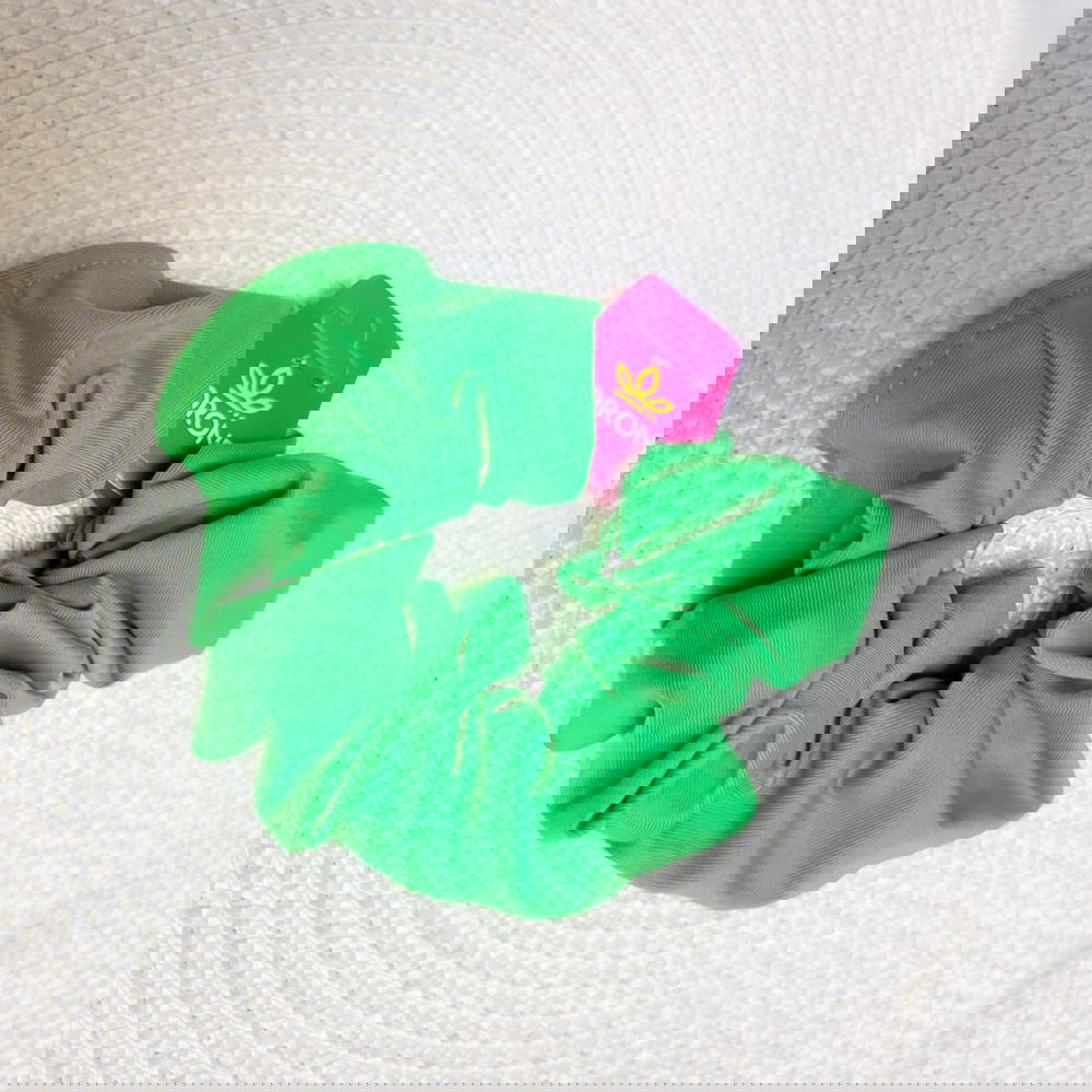 hair ties/ hair scrunchie توكة سكرانشي قماش Preview Image