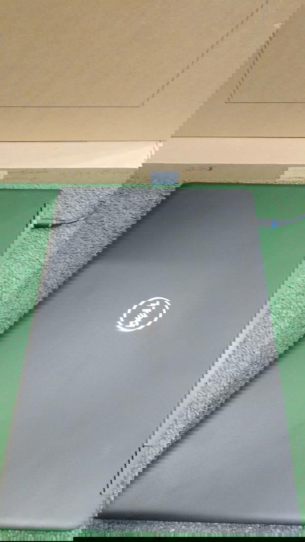 لابتوب استيراد i5 جيل سادس فرز أول Dell Latitude e5570 Image 8 Preview