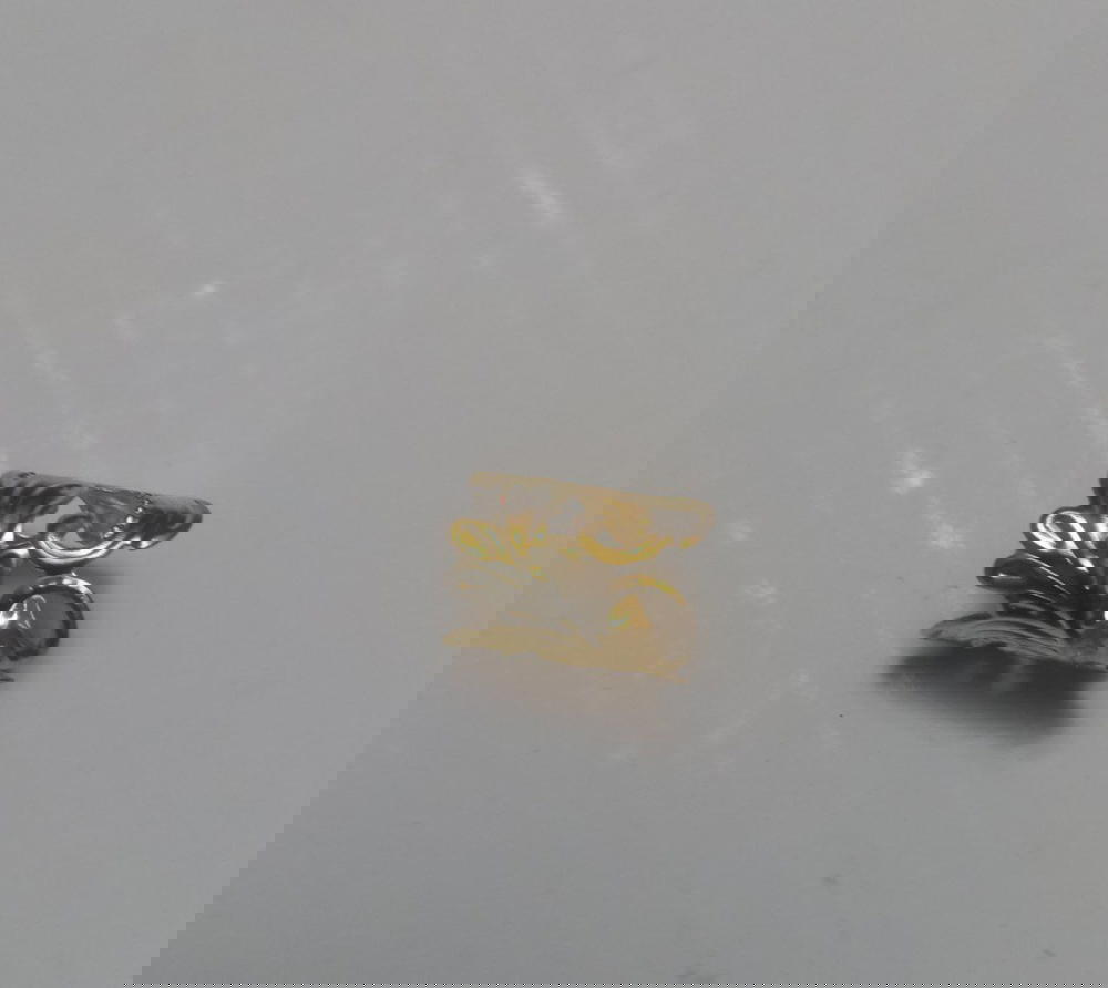 gold cuff Preview Image