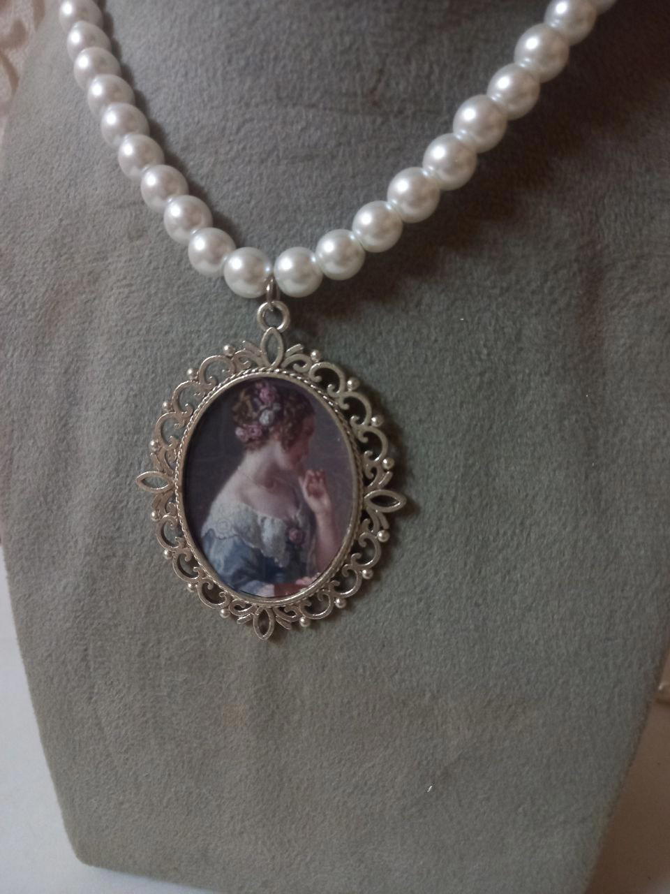 Victorian Necklace Preview Image