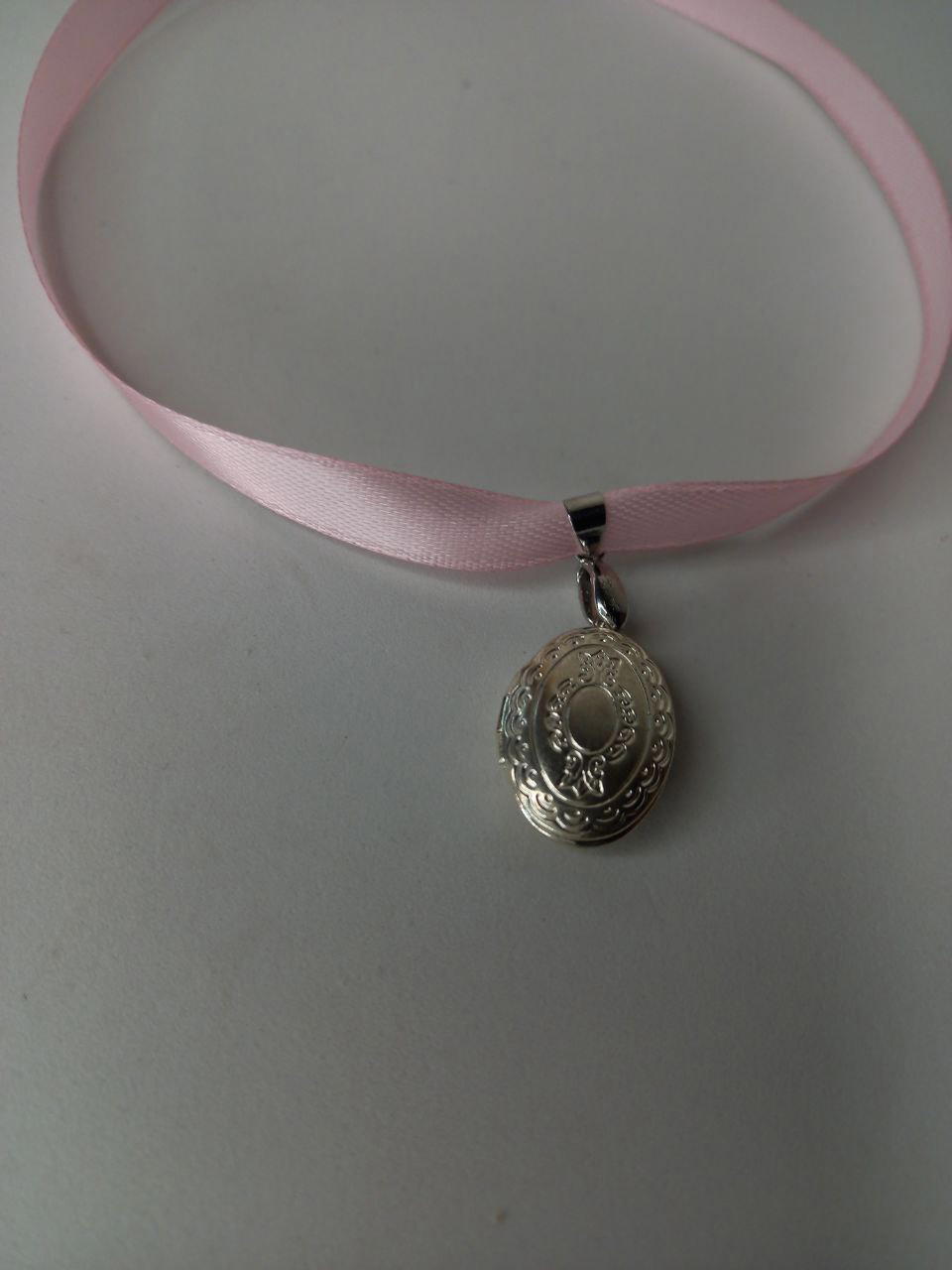 locket Necklace Preview Image