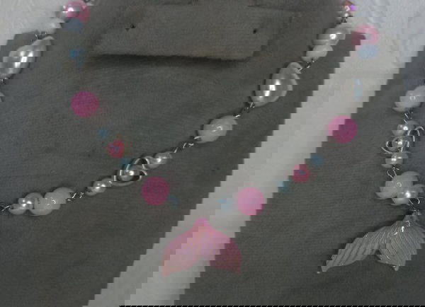 pink mermaid necklase Image 1 Preview