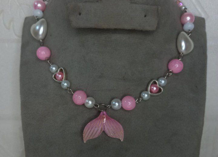 pink mermaid necklase Preview Image