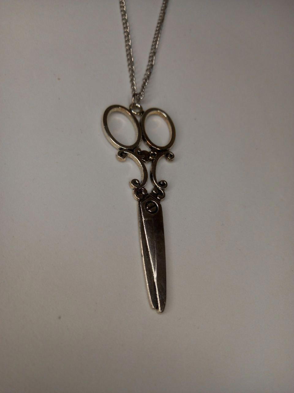scissors necklace Preview Image