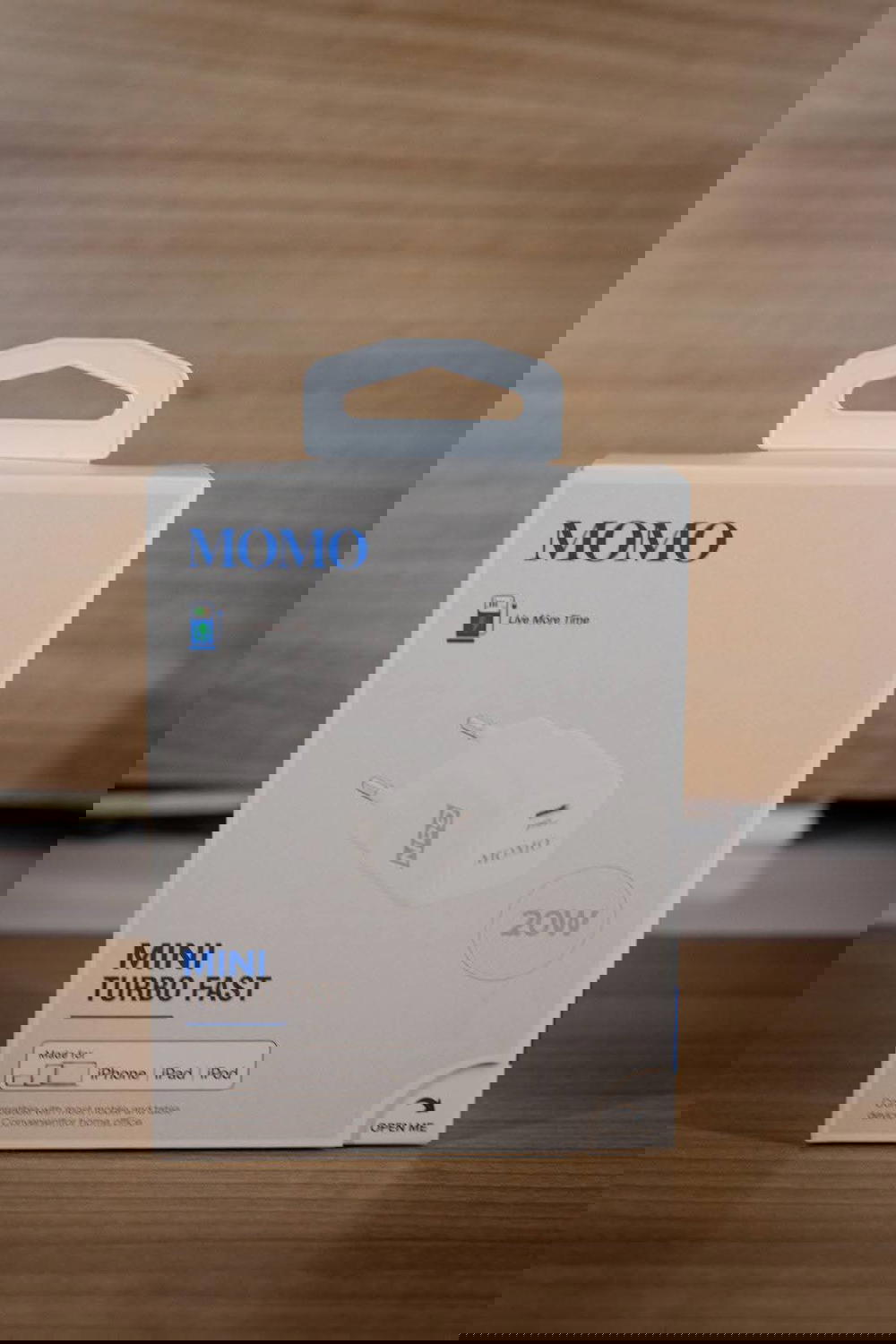 Momo Home charger 20 watt mini turbo fast  Preview Image