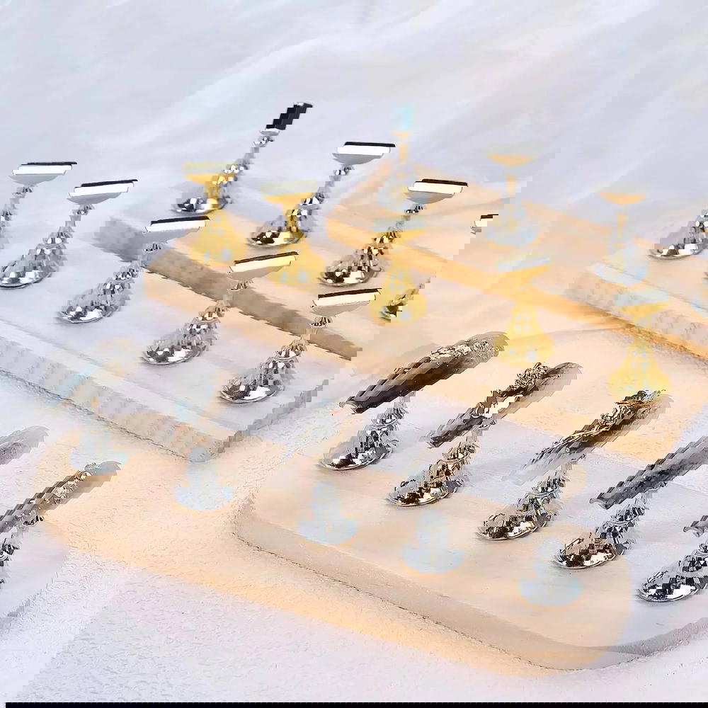 عارضة تبسات  Preview Image