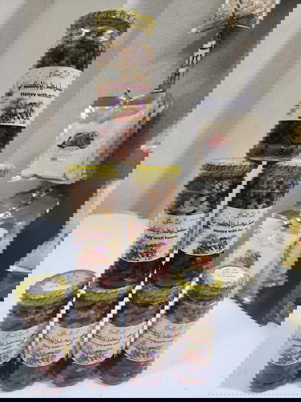 عسل نحل بل مكسرات اول السواح Image 1 Preview