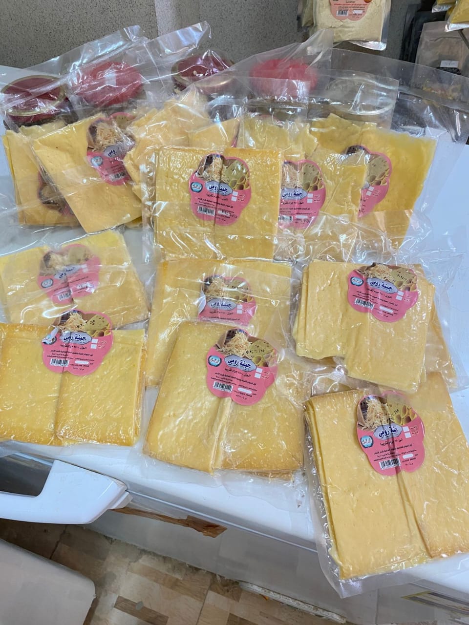 جبنه رومى اول السواح 250 جرام  Preview Image