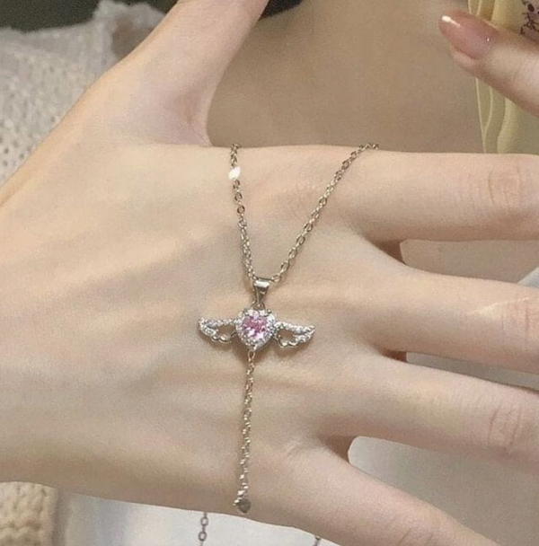 Necklace Heart with wings💗 Image 2 Preview