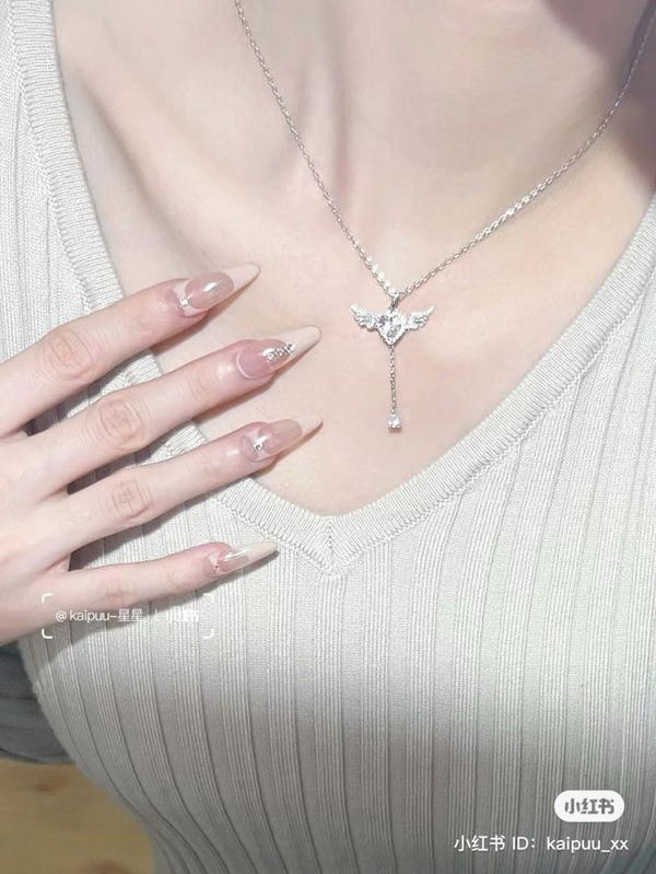 Necklace Heart with wings💗 Image 3 Preview