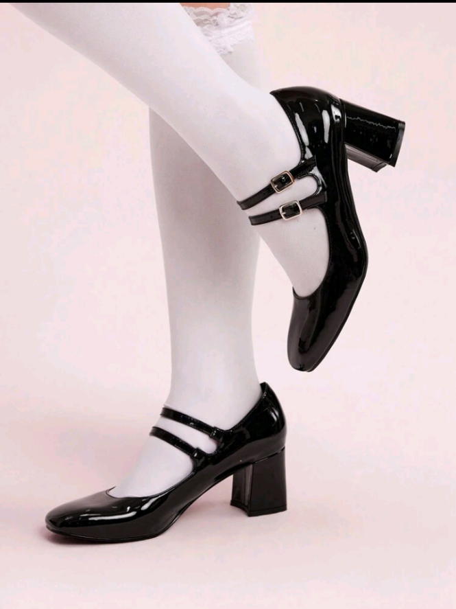 Perfect Shoes 🕸️🎀 Preview Image