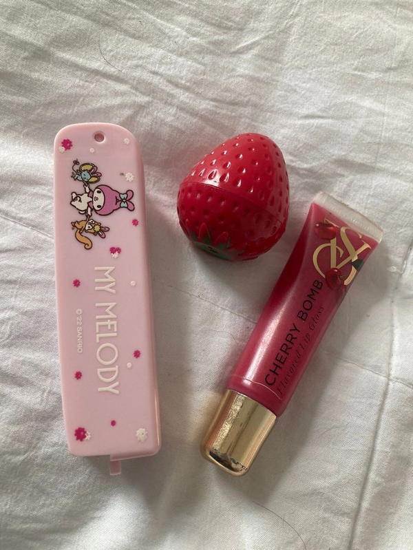 Strawberry 🍓🍓^^ Image 3 Preview