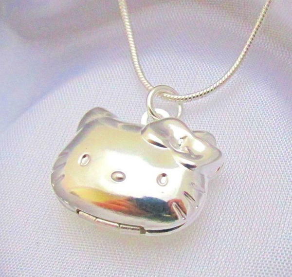 hellokitty locket necklace 🎀 Image 3 Preview