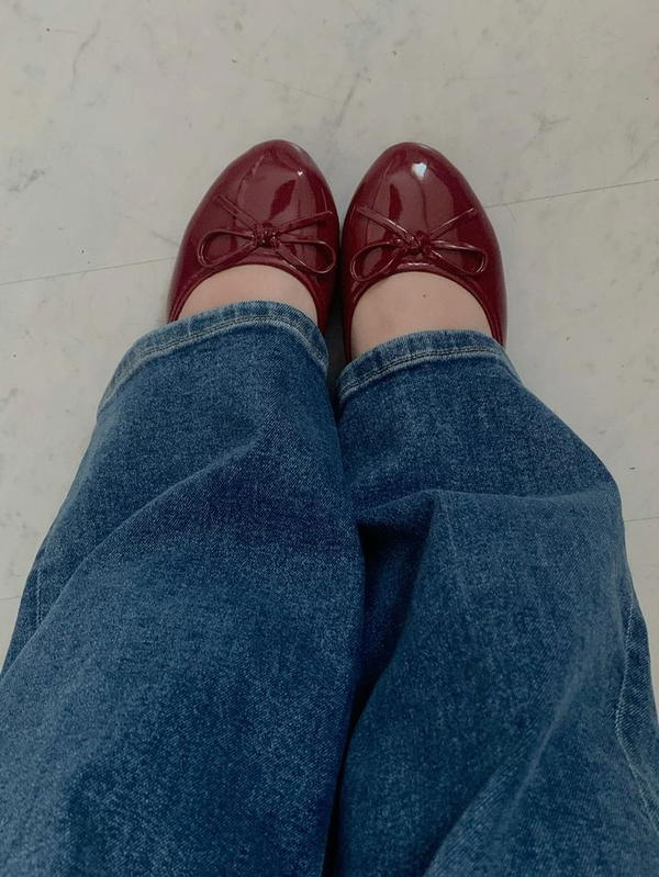 red shoes 🍒 Image 2 Preview