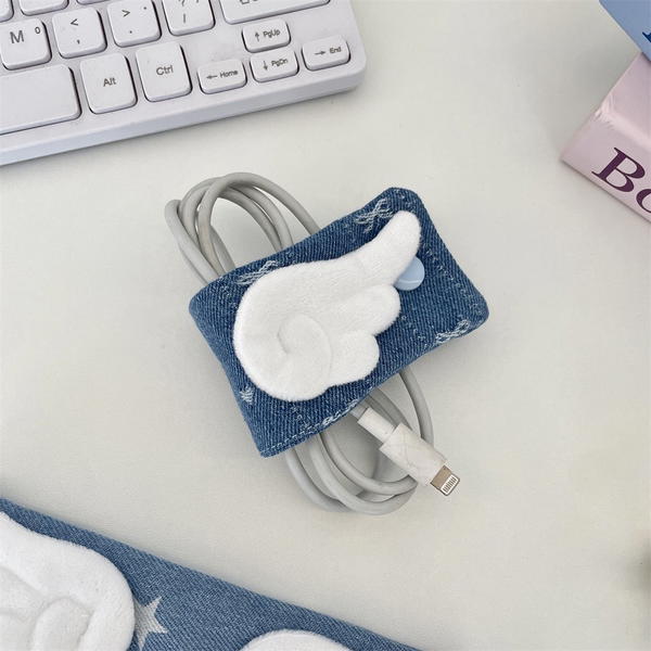 Bow jeans - earphone holder  Image 2 Preview