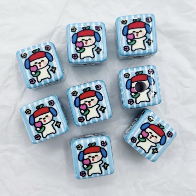 Square beads - Flower pup Preview Image