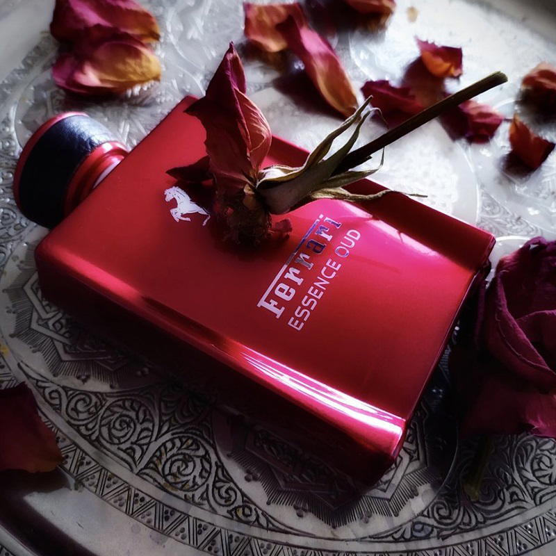 FERRARI ESSENSE OUD Preview Image