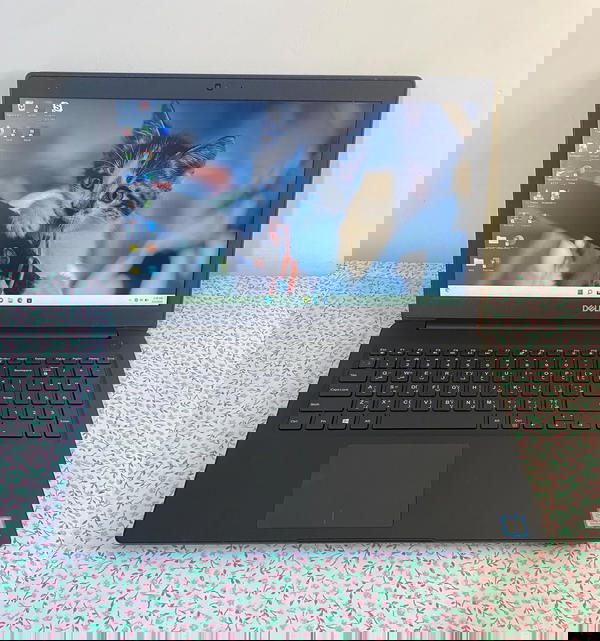 Dell Latitude 3500لابتوب مناسب للدراسة والعمل والتصفح السريع كوراي 5 من الجيل الثامن Image 6 Preview
