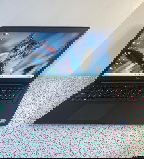 Dell Latitude 3500لابتوب مناسب للدراسة والعمل والتصفح السريع كوراي 5 من الجيل الثامن Image 10 Preview