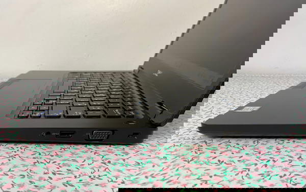 Dell Latitude 5480 لابتوب مميز كوراي 5 من الجيل السابع رام 8 كيكا ددر 4 أداء وسرعة عالية. Image 9 Preview
