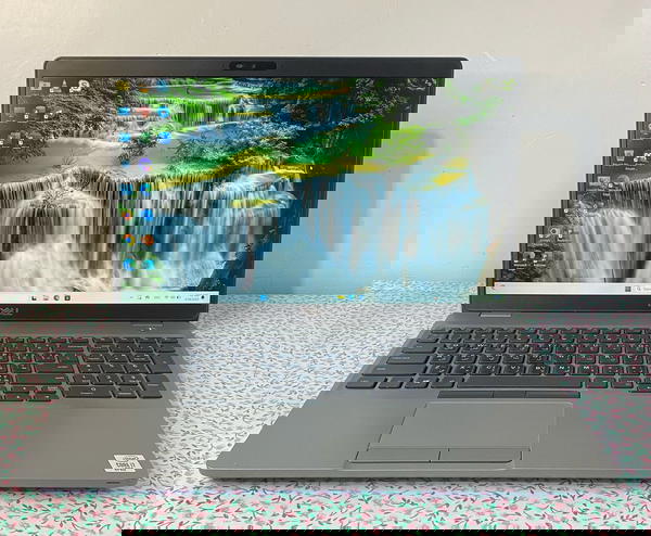 Dell Precision 3551لابتوب مناسب للهندسة والتصميم وتشغيل البرامج الثقيلة بشكل سلس من الجيل العاشر Image 8 Preview