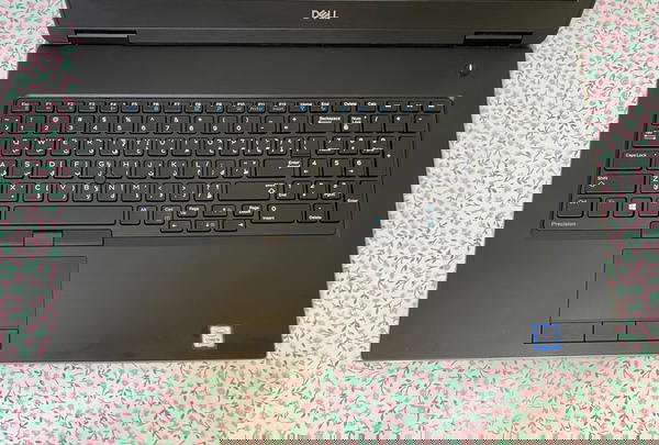 Dell precision 7730لابتوب مثالي للمصممين والمهندسين والجرافيك والالعاپ الثقيلة والبرمجة Image 3 Preview