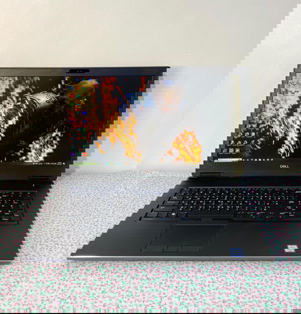 Dell precision 7730لابتوب مثالي للمصممين والمهندسين والجرافيك والالعاپ الثقيلة والبرمجة Image 7 Preview