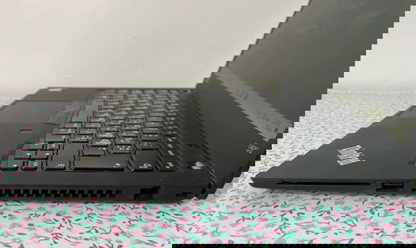 Lenovo ThinkPad T490لابتوب بمعالج كوراي فايف-الجيل 8- فئة U رام 16 كيكا. Image 5 Preview